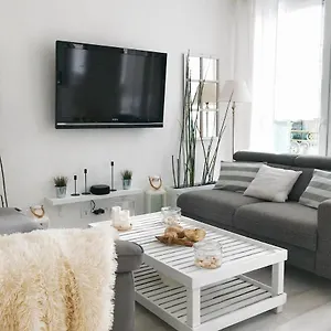 https://coeur-de-ville-4-personnes-2-chambres-2-sdb-privatives.inbrittany.com